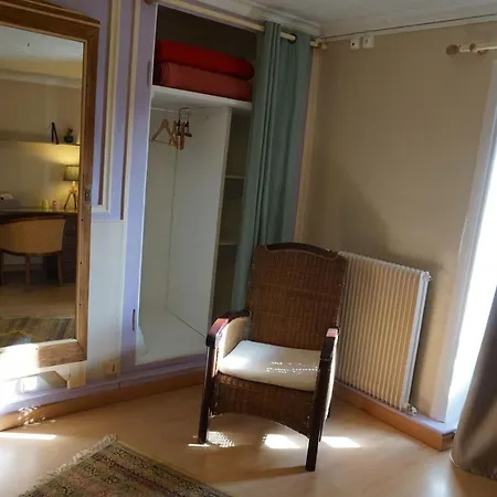 D'hotes Kerioret Izella *